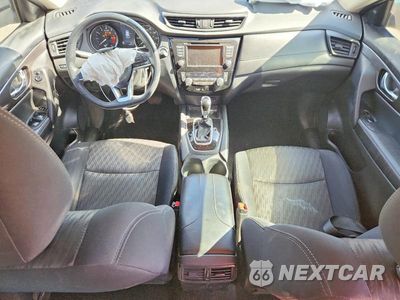 Zdjęcie 8 z 11 samochodu: 2019 NISSAN ROGUE SV VIN:5N1AT2MTXKC723959 - miniatura
