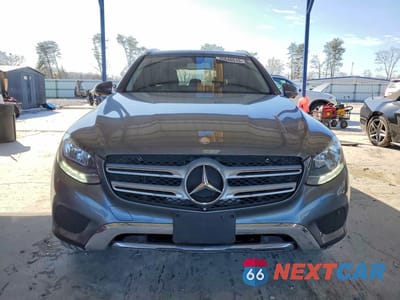 Piąte zdjęcie samochodu w środku: 2016 MERCEDES-BENZ GLC 300 4MATIC VIN:WDC0G4KB7GF063986 - miniatura
