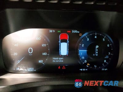 Zdjęcie 9 z 12 samochodu: 2018 VOLVO XC90 T6 VIN:YV4A22PL9J1337253 - miniatura