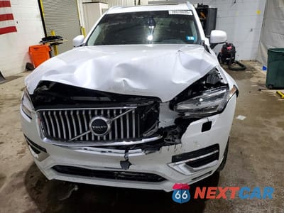 Piąte zdjęcie samochodu w środku: 2021 VOLVO XC90 T6 INSCRIPTION VIN:YV4A221L3M1693260 - miniatura