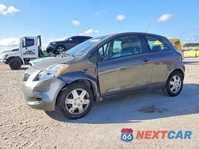 2007 TOYOTA YARIS JTDJT923275046000 - główne zdjęcie licytacji z USA - miniatura