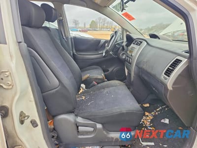 Zdjęcie 7 z 12 samochodu: 2005 SUZUKI AERIO SX VIN:JS2RC61H155302192 - miniatura