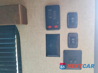 Zdjęcie 8 z 10 samochodu: 2018 JAYCO JAYFLIGHT M-33RBTS VIN:1UJBJ0BR6J7570160 - miniatura