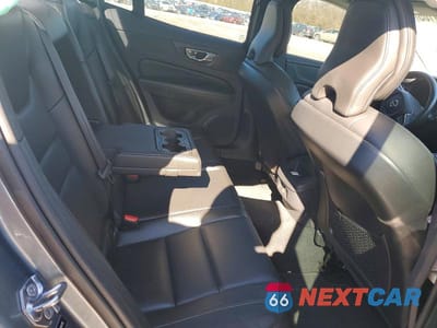 Zdjęcie 10 z 11 samochodu: 2019 VOLVO S60 T5 MOMENTUM VIN:7JR102FK2KG014115 - miniatura