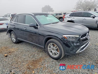 Czwarte zdjęcie samochodu z boku: 2025 MERCEDES-BENZ GLC 300 VIN:W1NKM4GB3SF246206 - miniatura