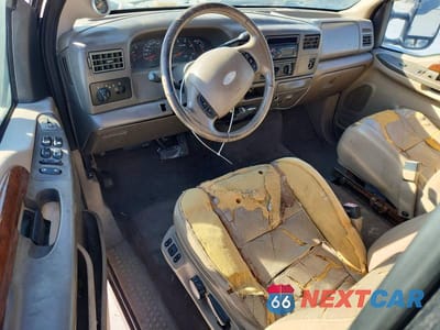 Zdjęcie 8 z 12 samochodu: 2002 FORD F250 SUPER DUTY VIN:1FTNW20F02ED35317 - miniatura