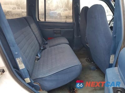 Zdjęcie 10 z 11 samochodu: 1994 FORD EXPLORER VIN:1FMDU34X7RUC50545 - miniatura