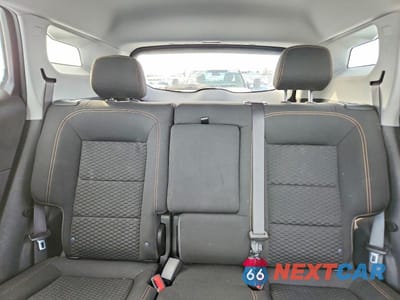 Zdjęcie 10 z 13 samochodu: 2021 GMC TERRAIN SLE VIN:3GKALTEV7ML385183 - miniatura