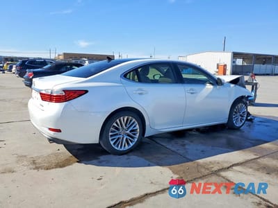 Trzecie zdjęcie samochodu z tyłu: 2013 LEXUS ES VIN:JTHBK1GG0D2001413 - miniatura