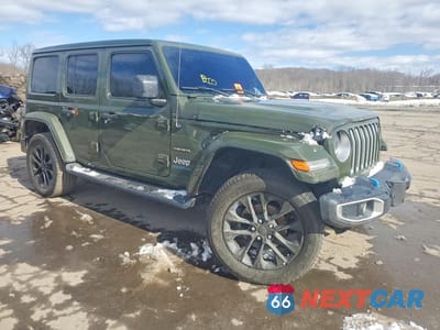 Czwarte zdjęcie samochodu z boku: 2023 JEEP WRANGLER SAHARA 4XE VIN:1C4JJXP68PW627427 - miniatura