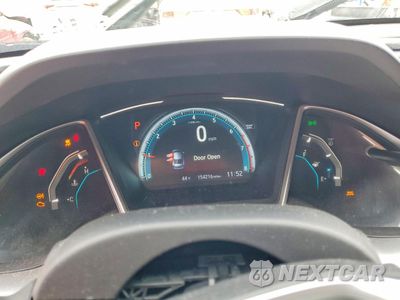 Zdjęcie 9 z 13 samochodu: 2018 HONDA CIVIC EX VIN:JHMFC1F37JX018155 - miniatura