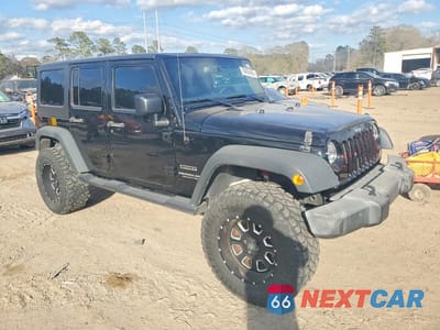 Czwarte zdjęcie samochodu z boku: 2016 JEEP WRANGLER UNLIMITED SPORT VIN:1C4BJWDG7GL286891 - miniatura