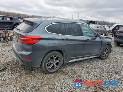 Trzecie zdjęcie samochodu z tyłu: 2016 BMW X1 VIN:WBXHT3C35G5F63940 - miniatura
