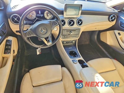 Zdjęcie 8 z 12 samochodu: 2017 MERCEDES-BENZ GLA 250 VIN:WDCTG4EB3HJ340902 - miniatura