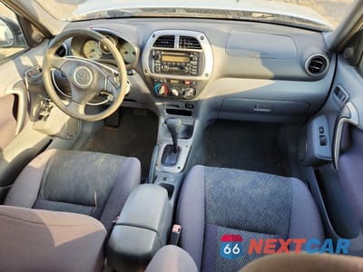 Zdjęcie 8 z 13 samochodu: 2002 TOYOTA RAV4 VIN:JTEGH20V126000082 - miniatura