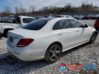 Trzecie zdjęcie samochodu z tyłu: 2017 MERCEDES-BENZ E 300 4MATIC VIN:WDDZF4KBXHA046233 - miniatura