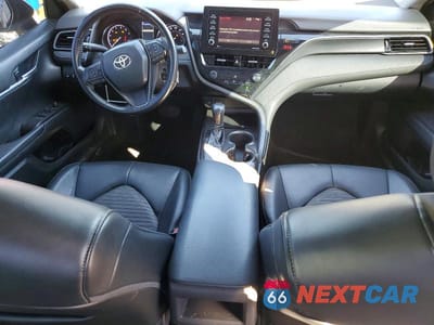 Zdjęcie 8 z 11 samochodu: 2021 TOYOTA CAMRY SE VIN:4T1G11AK3MU453850 - miniatura