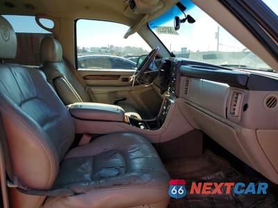 Zdjęcie 7 z 13 samochodu: 2002 CADILLAC ESCALADE LUXURY VIN:1GYEK63N02R112963 - miniatura