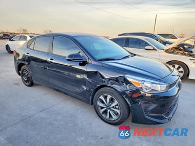 Czwarte zdjęcie samochodu z boku: 2023 KIA RIO 4D LX VIN:3KPA24AD8PE572328 - miniatura