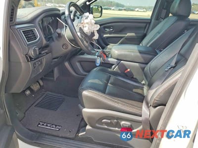 Zdjęcie 7 z 11 samochodu: 2019 NISSAN TITAN PLATINUM RESERVE VIN:1N6AA1E66KN532571 - miniatura