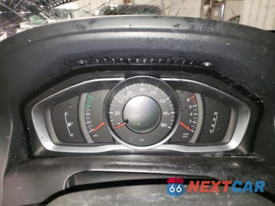 Zdjęcie 9 z 12 samochodu: 2017 VOLVO XC60 T5 INSCRIPTION VIN:YV440MRU1H2000312 - miniatura