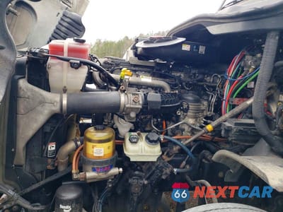 Zdjęcie 7 z 10 samochodu: 2016 FREIGHTLINER CASCADIA 125 SEMI TRUCK VIN:1FUBGEDV3GLHC5647 - miniatura