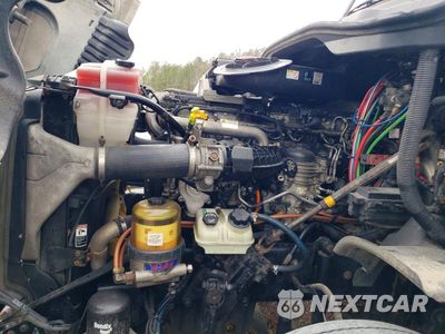 Zdjęcie 7 z 10 samochodu: 2016 FREIGHTLINER CASCADIA 125 SEMI TRUCK VIN:1FUBGEDV3GLHC5647 - miniatura