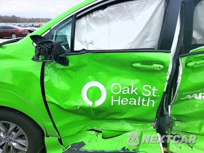 Zdjęcie 7 z 13 samochodu: 2024 TOYOTA SIENNA VIN:5TDKSKFC6RS127510 - miniatura