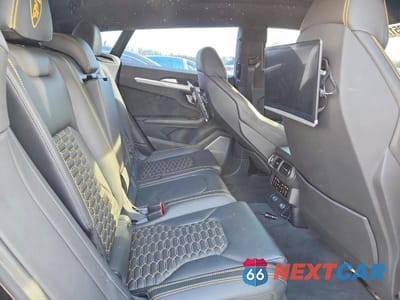 Zdjęcie 11 z 12 samochodu: 2019 LAMBORGHINI URUS VIN:ZPBUA1ZL3KLA04748 - miniatura