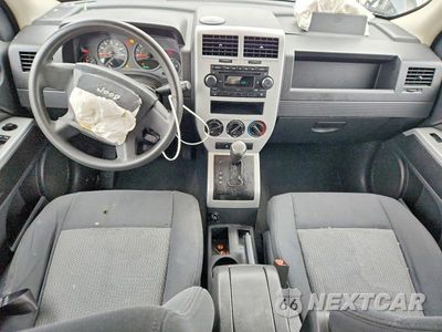 Zdjęcie 8 z 13 samochodu: 2008 JEEP PATRIOT SPORT VIN:1J8FT28W98D544404 - miniatura