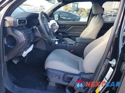 Zdjęcie 7 z 12 samochodu: 2025 TOYOTA TACOMA SR5 VIN:3TMLB5JN9SM109412 - miniatura