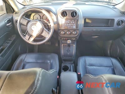 Zdjęcie 8 z 14 samochodu: 2015 JEEP PATRIOT LATITUDE VIN:1C4NJRFB8FD218298 - miniatura