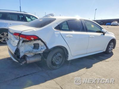 Trzecie zdjęcie samochodu z tyłu: 2022 TOYOTA COROLLA LE VIN:5YFEPMAEXNP305358 - miniatura