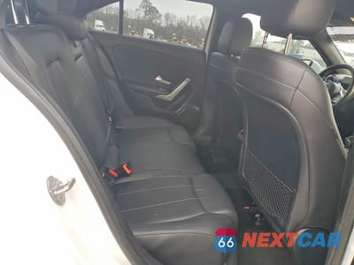 Zdjęcie 10 z 12 samochodu: 2019 MERCEDES-BENZ A 220 4MATIC VIN:WDD3G4FB8KW034802 - miniatura