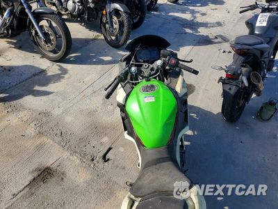 Zdjęcie 6 z 9 samochodu: 2022 KAWASAKI EX400 VIN:JKAEXKG17NDAG9837 - miniatura