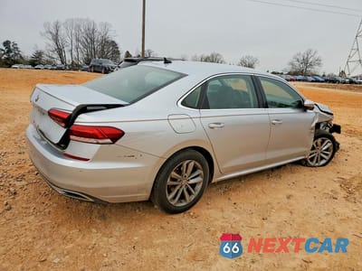 Trzecie zdjęcie samochodu z tyłu: 2020 VOLKSWAGEN PASSAT SE VIN:1VWSA7A36LC017263 - miniatura