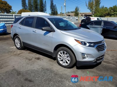 Czwarte zdjęcie samochodu z boku: 2020 CHEVROLET EQUINOX LS VIN:3GNAXHEV1LS679395 - miniatura
