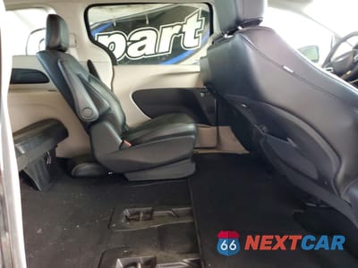 Zdjęcie 11 z 14 samochodu: 2024 CHRYSLER PACIFICA HYBRID SELECT VIN:2C4RC1S79RR130831 - miniatura