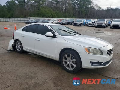 Czwarte zdjęcie samochodu z boku: 2016 VOLVO S60 PREMIER VIN:YV1612TK2G2394190 - miniatura