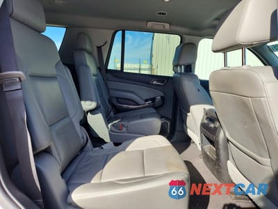 Zdjęcie 11 z 12 samochodu: 2020 CHEVROLET TAHOE C1500 LT VIN:1GNSCBKC7LR192298 - miniatura