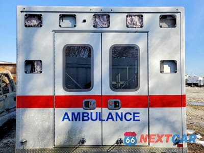 Zdjęcie 6 z 12 samochodu: 2021 FORD ECONOLINE E350 SD AMBULANCE VIN:1FDWE3FN5MDC18610 - miniatura
