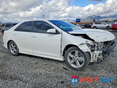 Czwarte zdjęcie samochodu z boku: 2014 TOYOTA CAMRY VIN:4T1BF1FK2EU838774 - miniatura