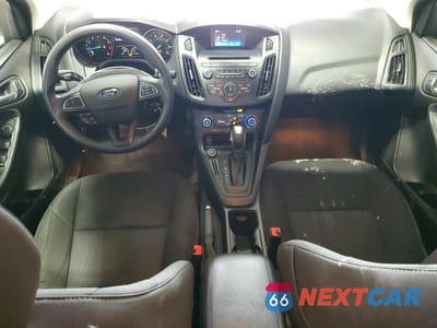 Zdjęcie 8 z 11 samochodu: 2015 FORD FOCUS SE VIN:1FADP3F22FL383458 - miniatura