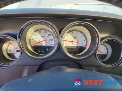 Zdjęcie 9 z 12 samochodu: 2009 DODGE CHALLENGER SE VIN:2B3LJ44V49H604992 - miniatura