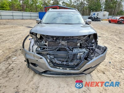 Piąte zdjęcie samochodu w środku: 2020 NISSAN ROGUE S VIN:5N1AT2MT3LC811656 - miniatura