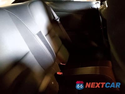 Zdjęcie 10 z 11 samochodu: 2012 CHEVROLET CAMARO LT VIN:2G1FB3D36C9109351 - miniatura