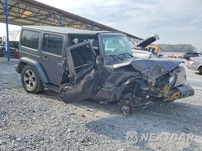 Czwarte zdjęcie samochodu z boku: 2016 JEEP WRANGLER UNLIMITED SAHARA VIN:1C4BJWEG5GL164707 - miniatura