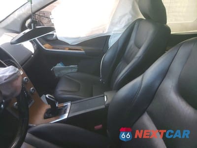 Zdjęcie 7 z 12 samochodu: 2017 VOLVO XC60 T6 INSCRIPTION VIN:YV449MRU0H2060622 - miniatura