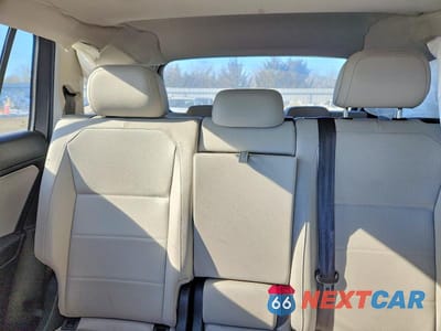 Zdjęcie 10 z 12 samochodu: 2019 VOLKSWAGEN TIGUAN SE VIN:3VV2B7AX7KM148140 - miniatura
