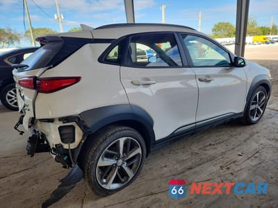 Trzecie zdjęcie samochodu z tyłu: 2021 HYUNDAI KONA ULTIMATE VIN:KM8K5CA59MU744681 - miniatura